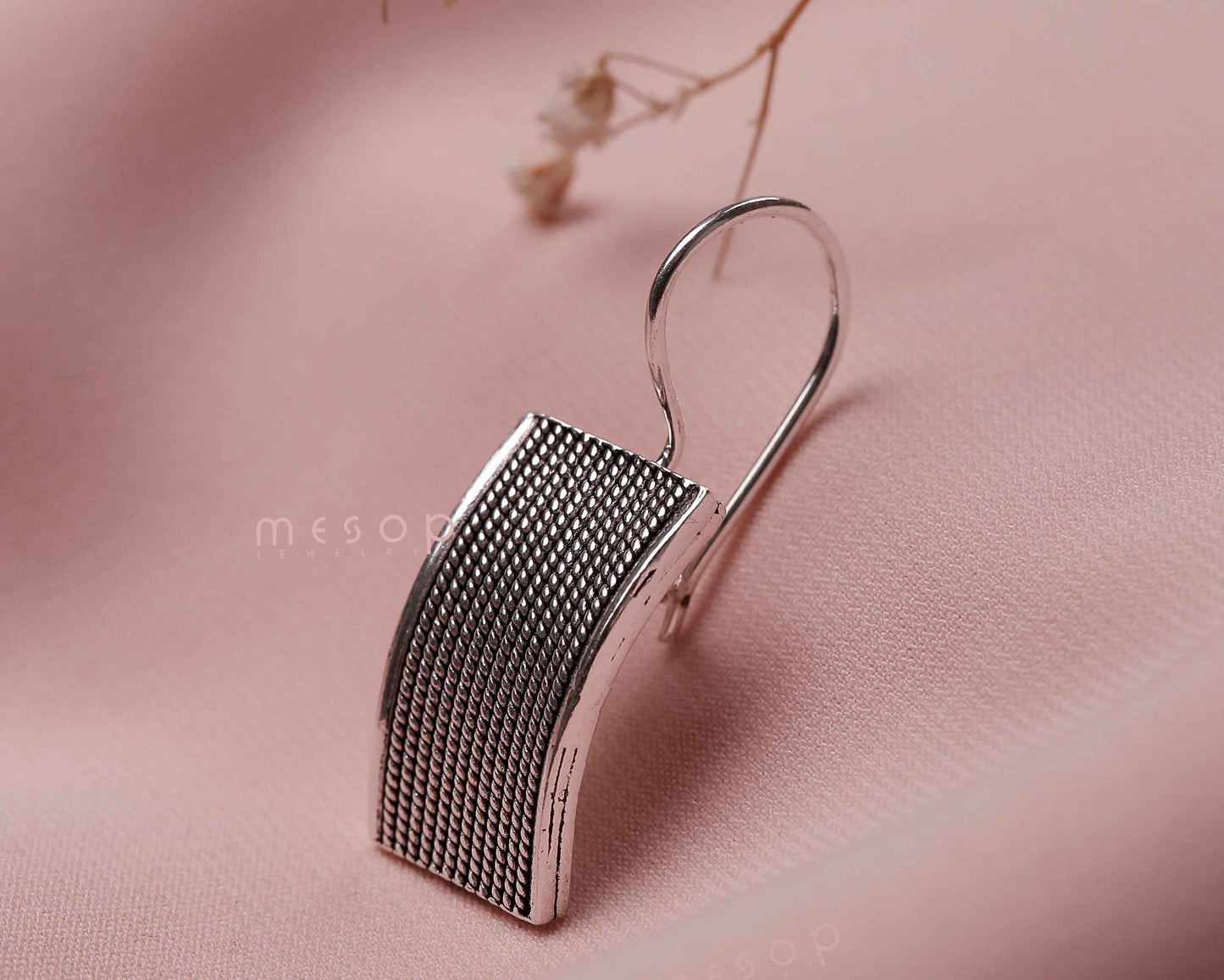 Seranade of Stability Earrings