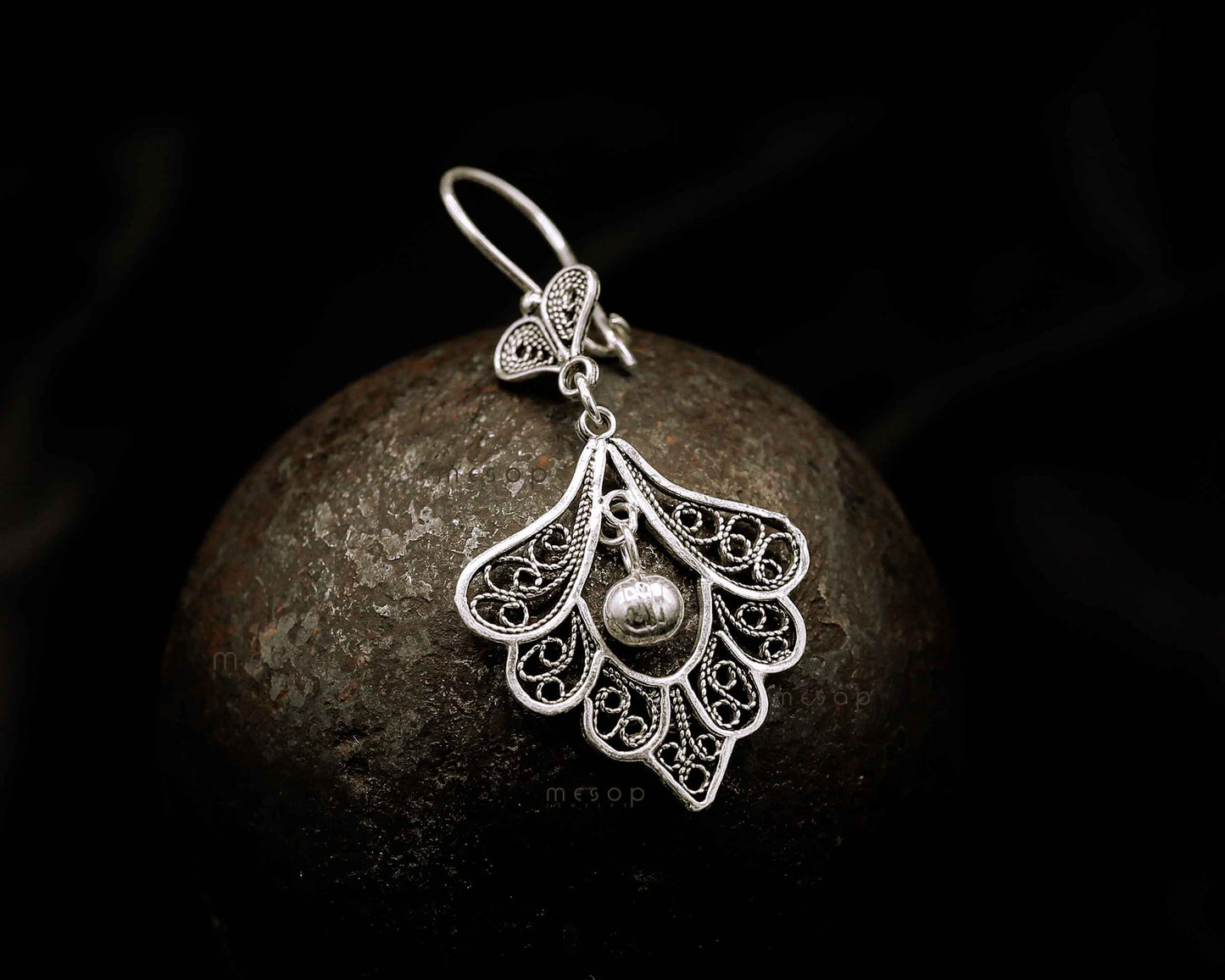 Charming Teardrops Earrings