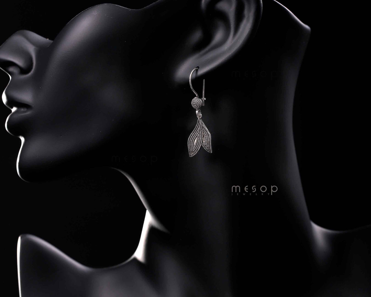 Twin Leaves Seranade Earrings