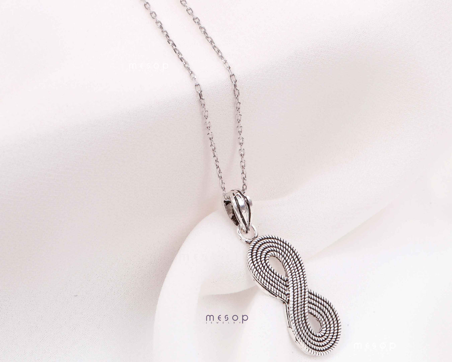 Eternal Seranade Pendant