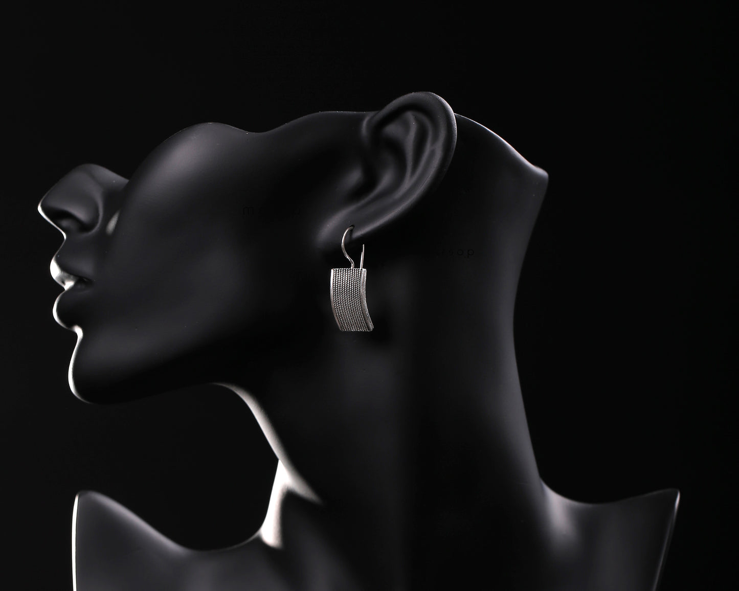 Seranade of Stability Earrings