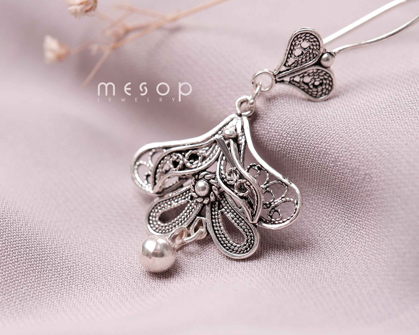 Heartfelt Fanfare Earrings