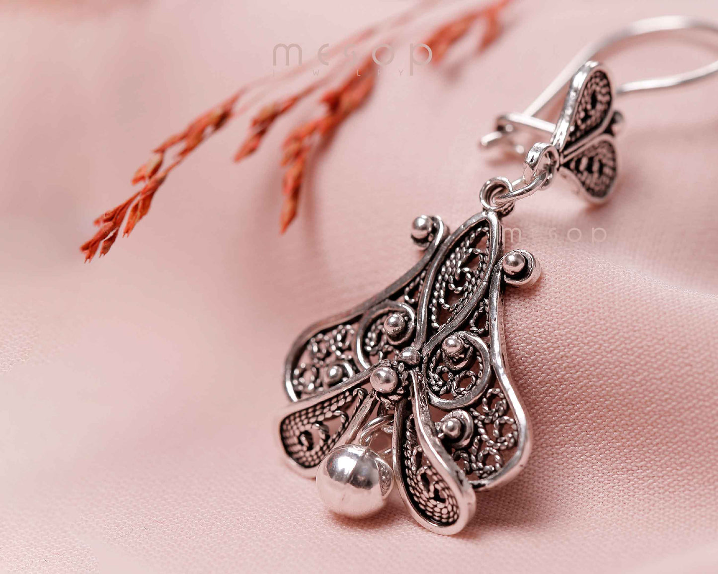 Heartfelt Fanfare Earrings