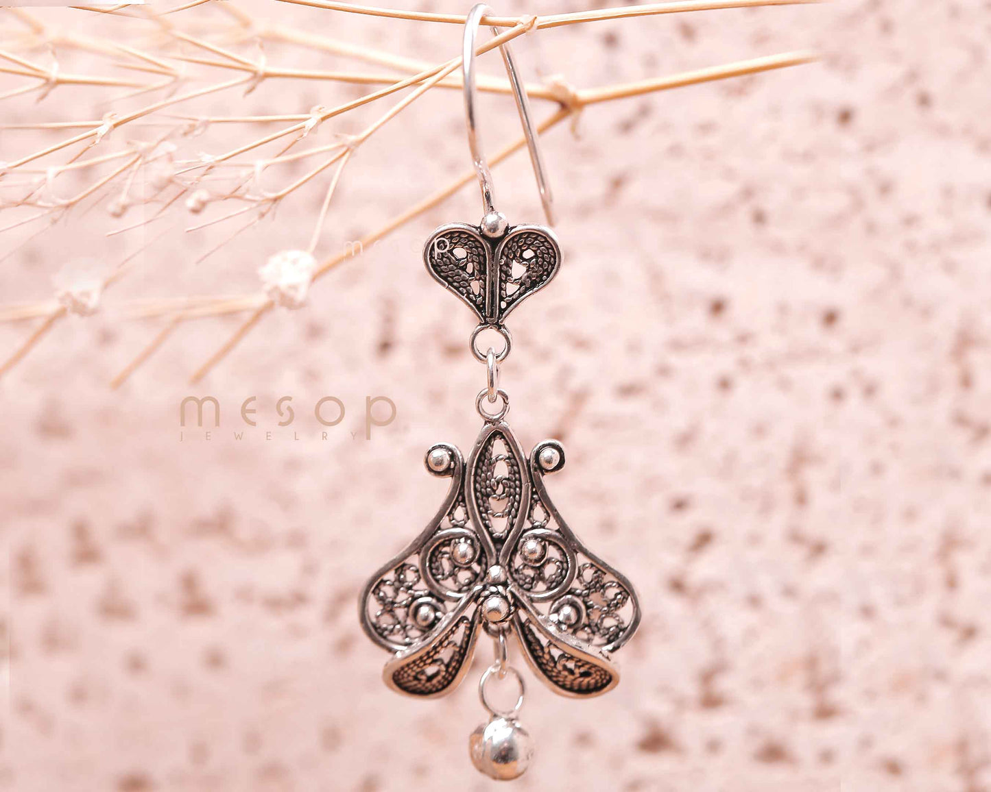 Heartfelt Fanfare Earrings