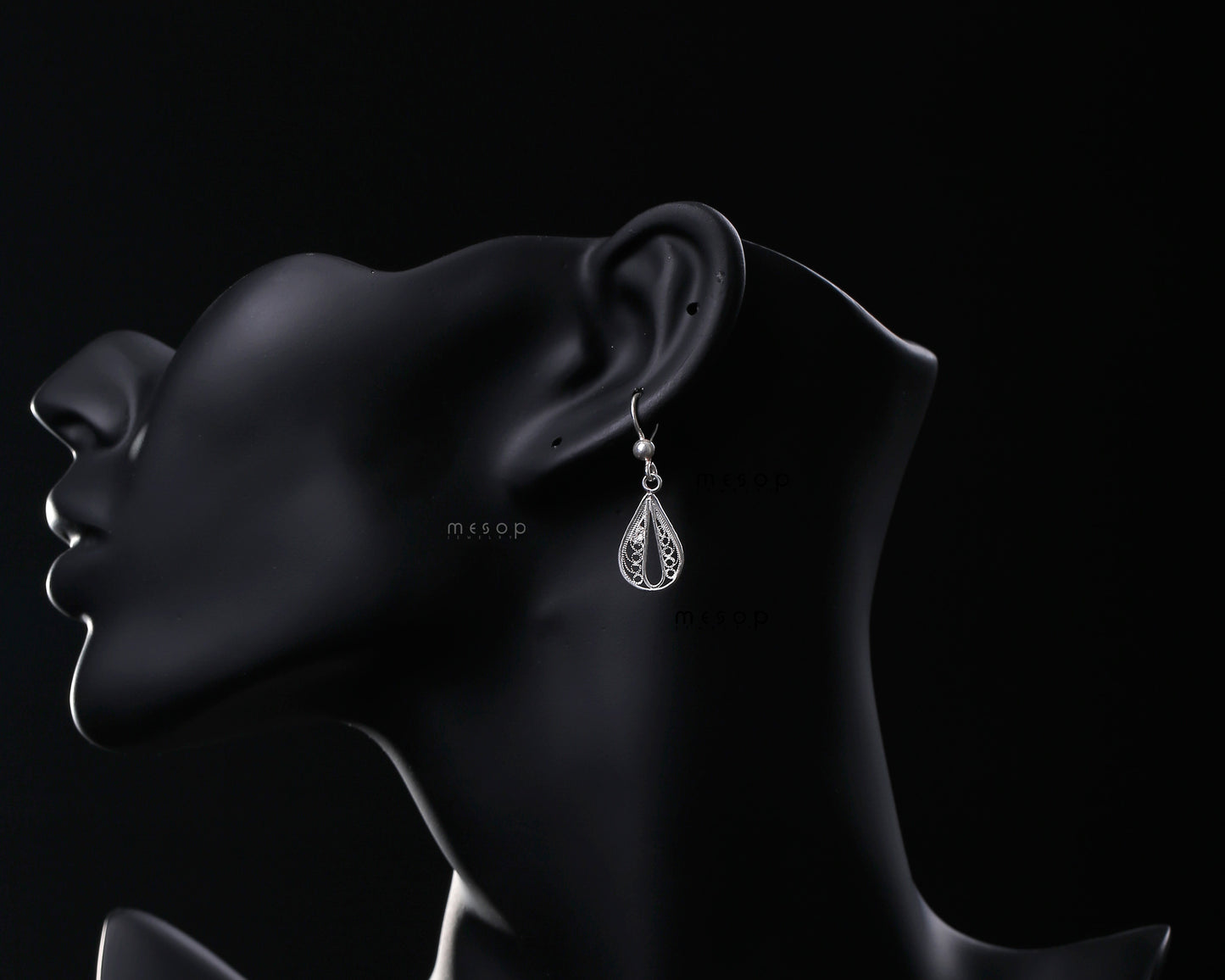 Dainty Wow Drops Earrings