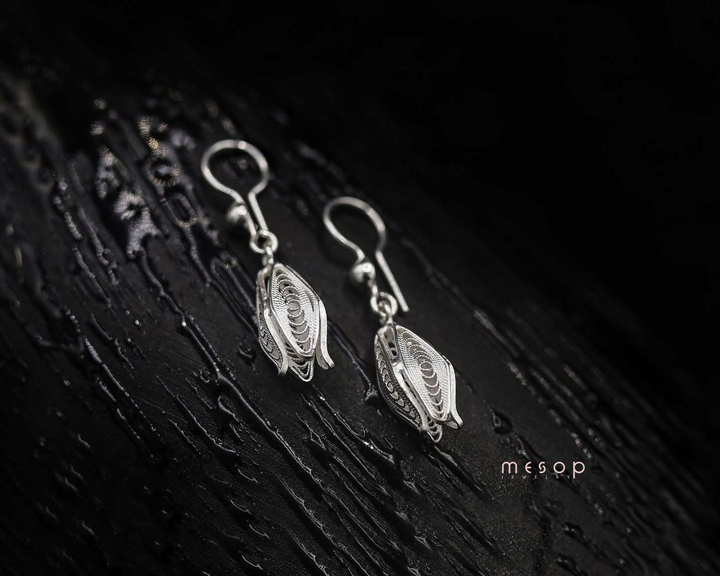 Tulip Tango Earrings