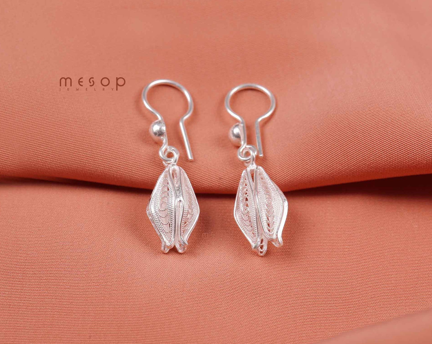 Tulip Tango Earrings
