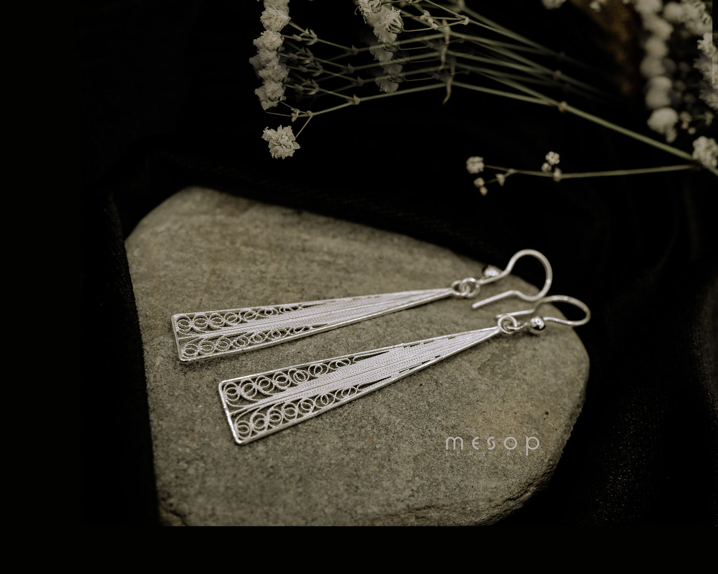 Elegance Waves Earrings