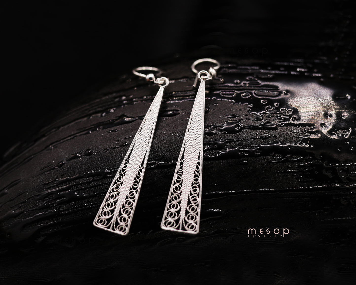 Elegance Waves Earrings